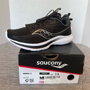 Saucony Kinvara13 SIZE 7.5. Worn once inside only. Black sneakers